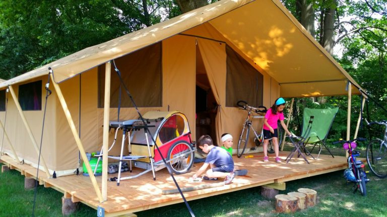 Séjour en montagne : quels sont les atouts du camping ?