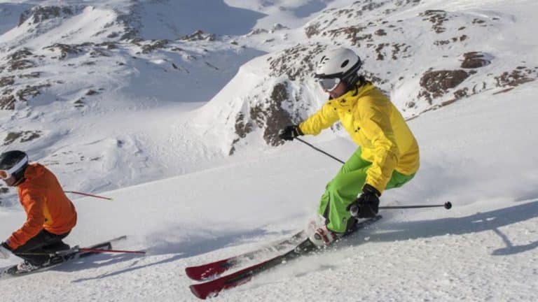 Skier au soleil, c&rsquo;est possible et il n&rsquo;y a rien de mieux
