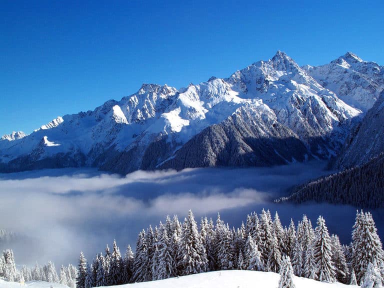 Les impératifs pour une vacance d’hiver à la montagne réussie