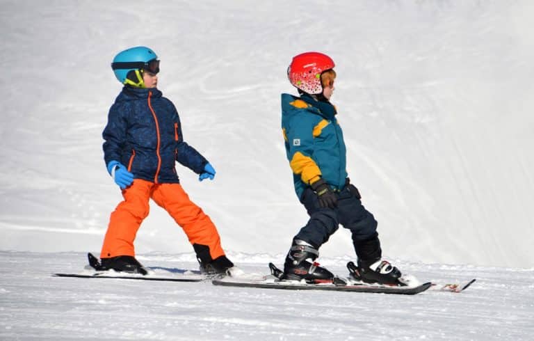 Pourquoi les enfants skient mieux que vous ?