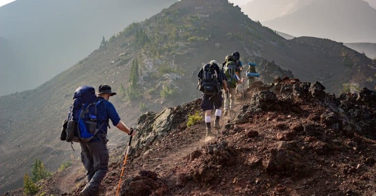 Pourquoi choisir l&rsquo;alpinisme pour des vacances riches en sensations ?