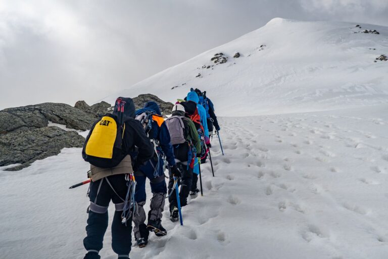 L&rsquo;alpinisme : pour quelle raison est-ce une expérience unique à vivre en montagne ?